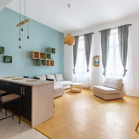 Sage Meadow At Gozsdu Garden Dob 16 Apartamento