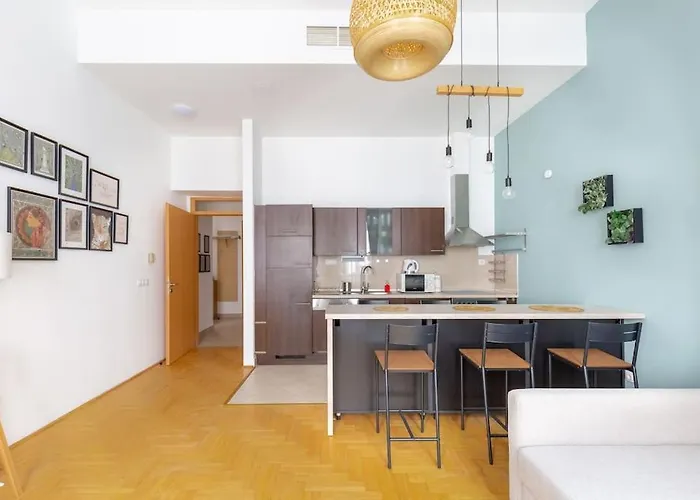 Appartement Sage Meadow At Gozsdu Garden Dob 16